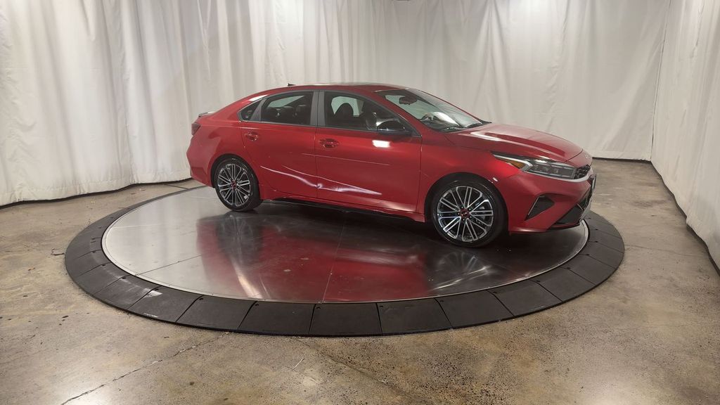 2024 Kia Forte GT photo 4