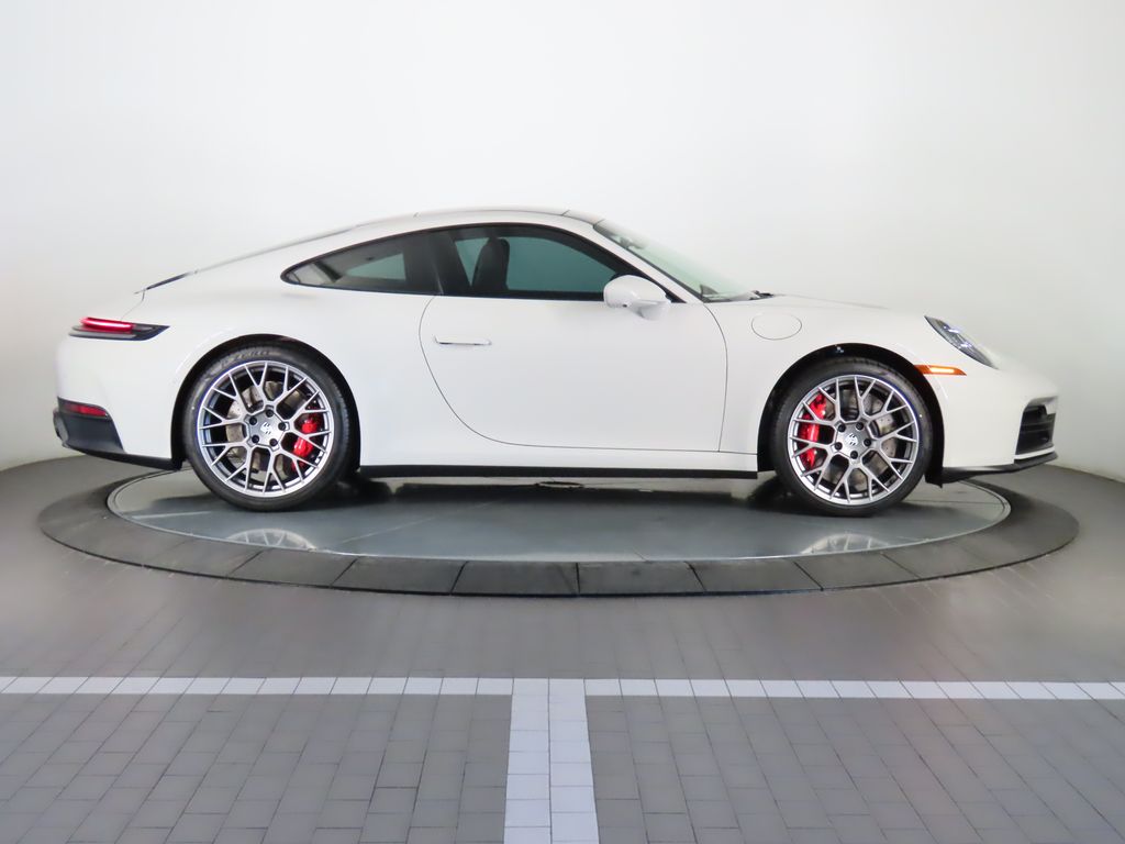 Thumbnail: 2025 Porsche 911 - 8