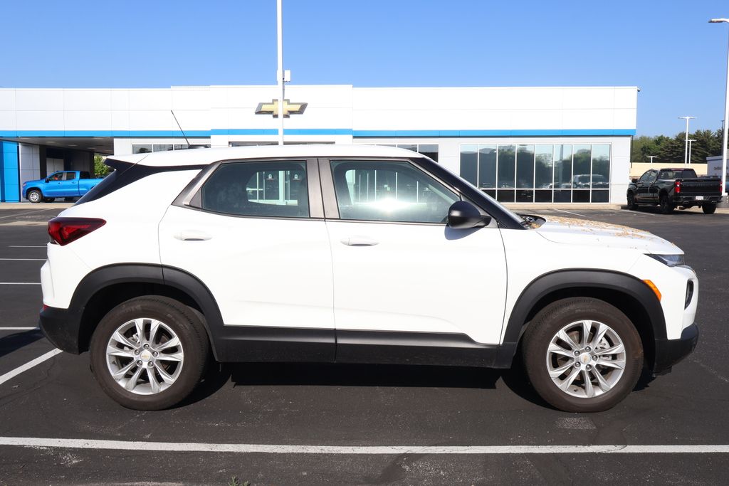 2023 Chevrolet TrailBlazer LS 7