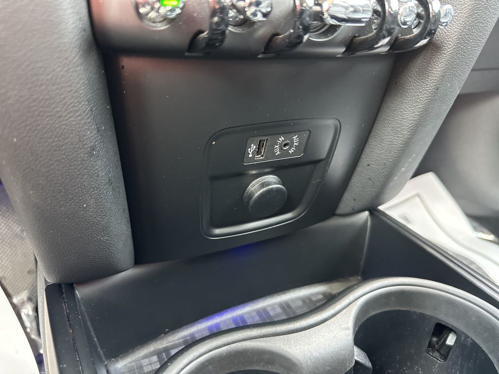 2018 Melting Silver Metallic MINI Countryman E Countryman AWD SUV