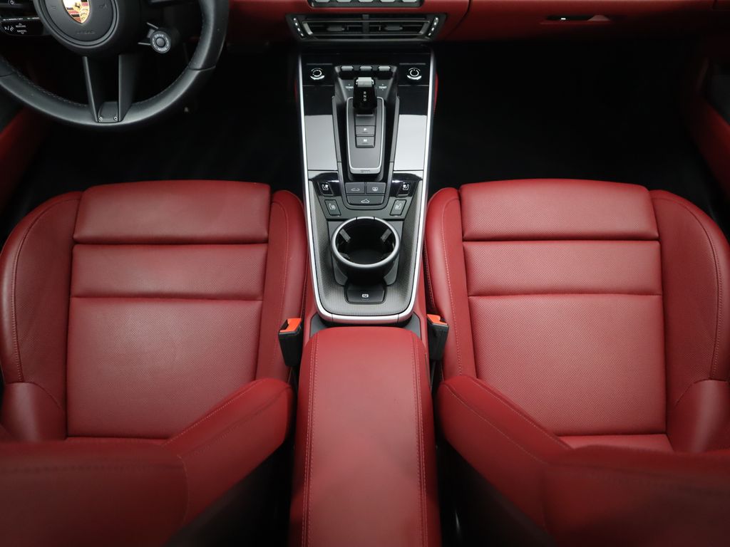 2022 Porsche 911 Turbo 17