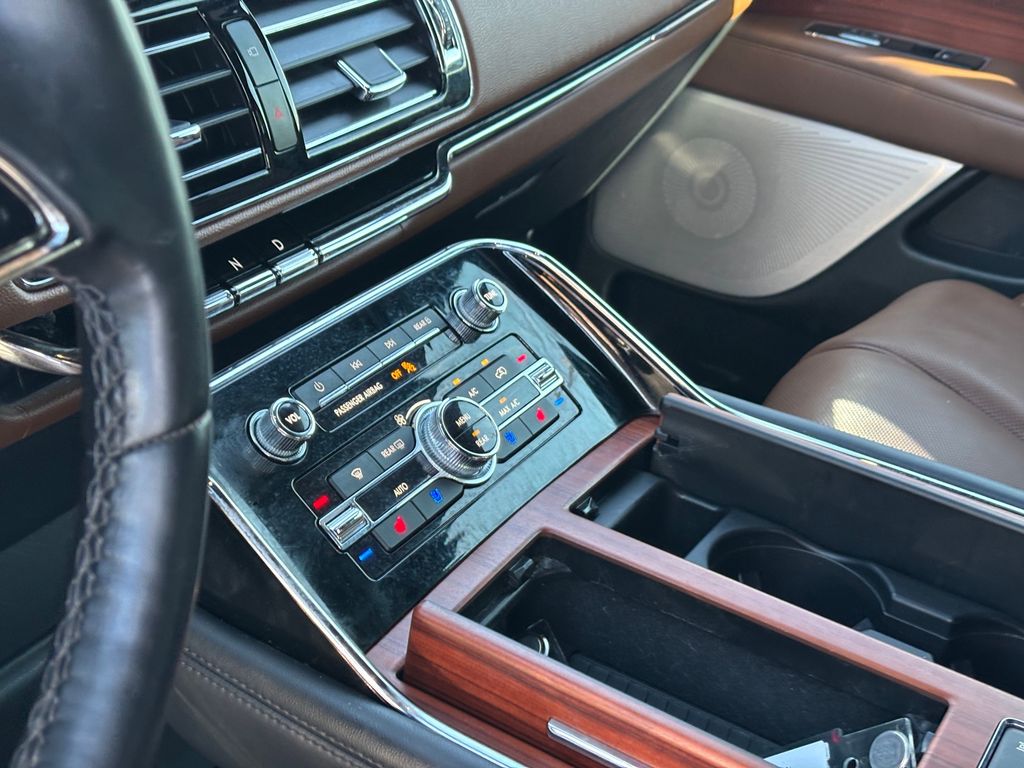 Used Car 2024 Lincoln Navigator  Reserve For Sale Under $80,000 In Austin, Texas