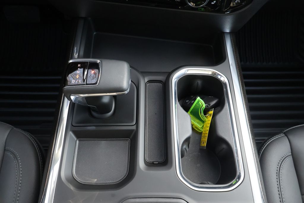 Thumbnail: 2024 Chevrolet Silverado 1500 - 23