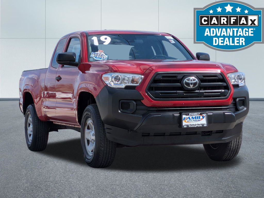 Barcelona Red Metallic 2019 Toyota Tacoma SR I4 Access Cab RWD Pickup Truck 4X2 6-Speed Automatic