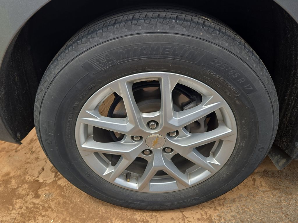Used 2024 Chevrolet Equinox LT For Sale in Farmington, AR