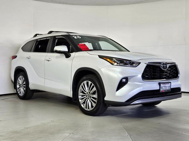 2023 Toyota Highlander Platinum 4