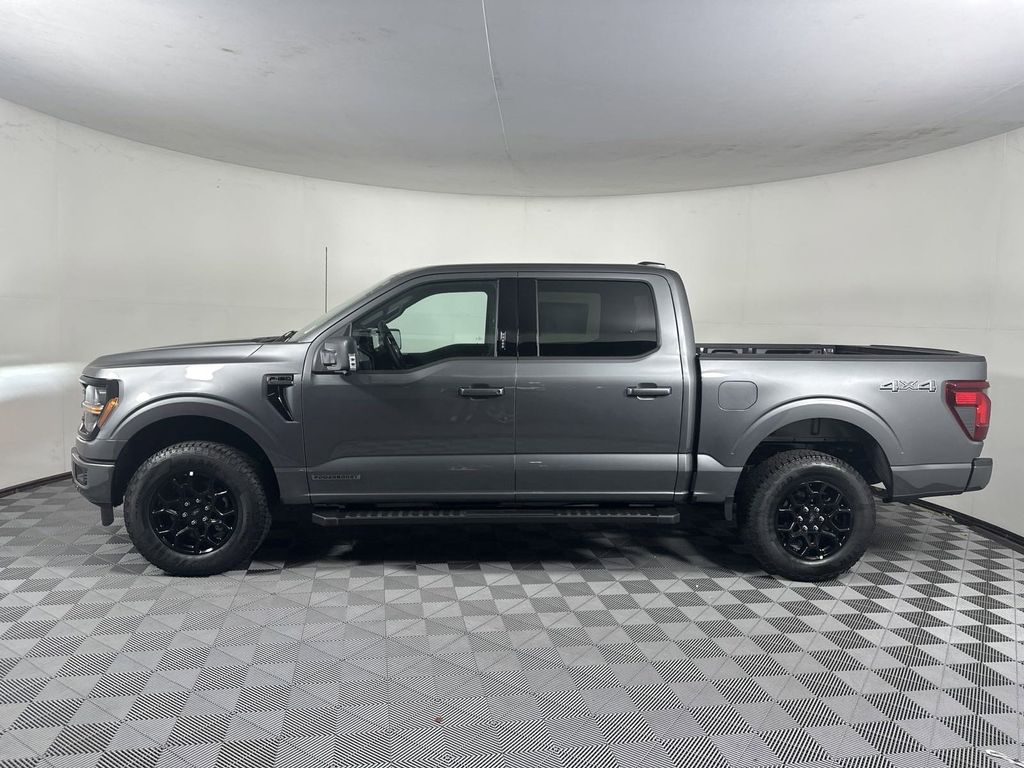 2024 Ford F-150 XLT 4