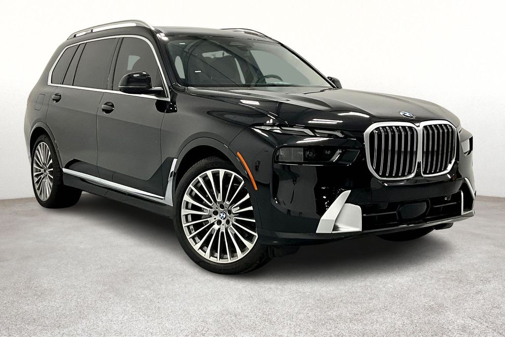 2025 BMW X7 xDrive40i AWD