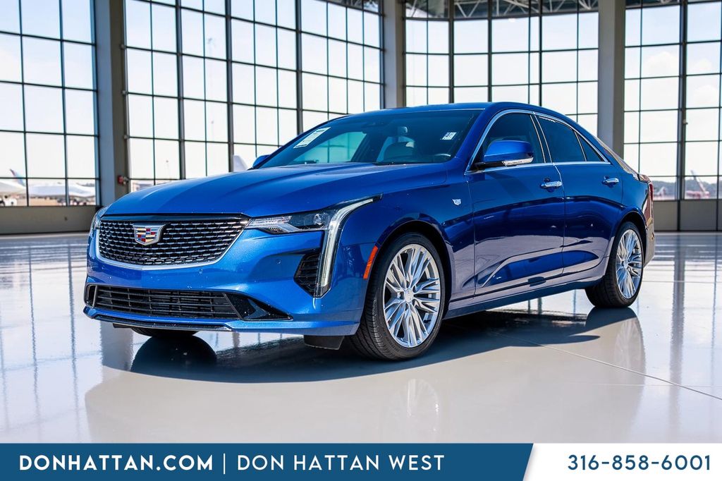 2023 Cadillac CT4 Premium Luxury RWD