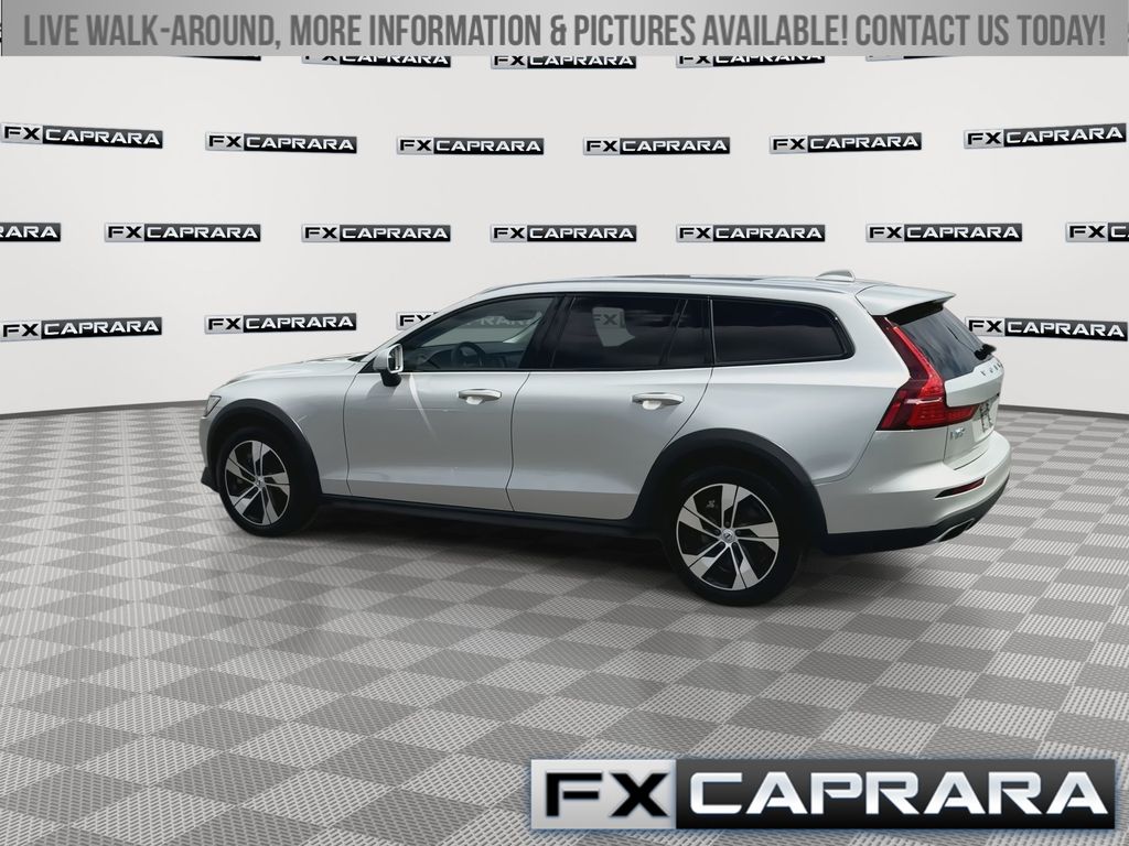 Used 2022 Volvo V60 Cross Country Wagon