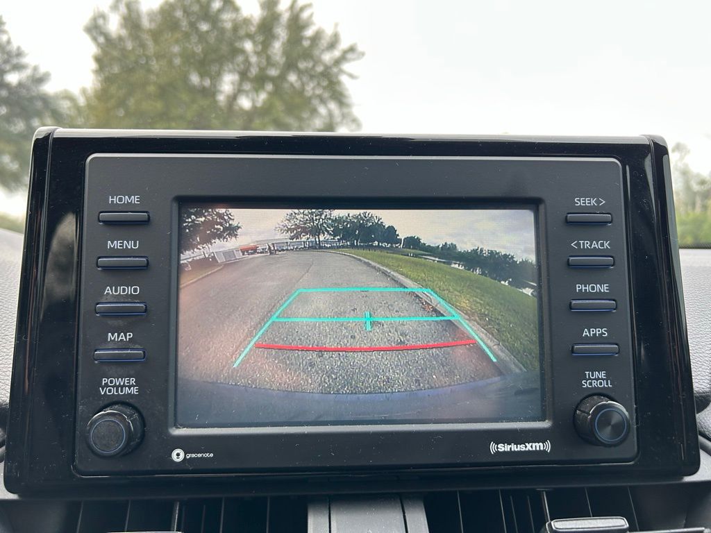 Thumbnail: 2020 Toyota RAV4 - 22