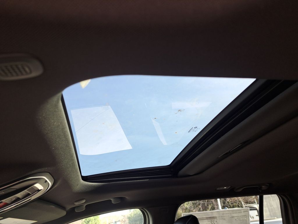 New Car 2025 Jeep Grand Cherokee  Laredo For Sale Under $40,000 In Austin, Texas