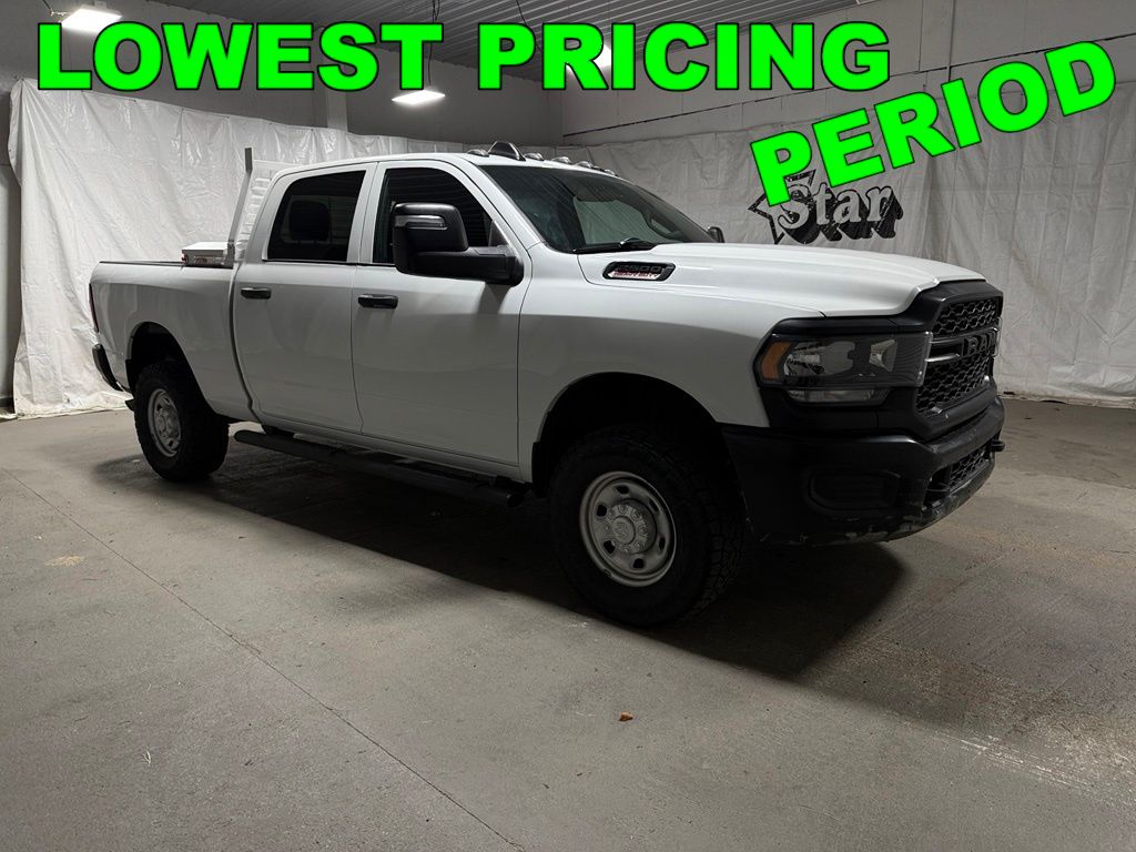 2023 RAM 2500 Tradesman Crew Cab 4WD