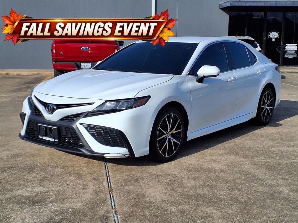 2024 Toyota Camry SE - 2
