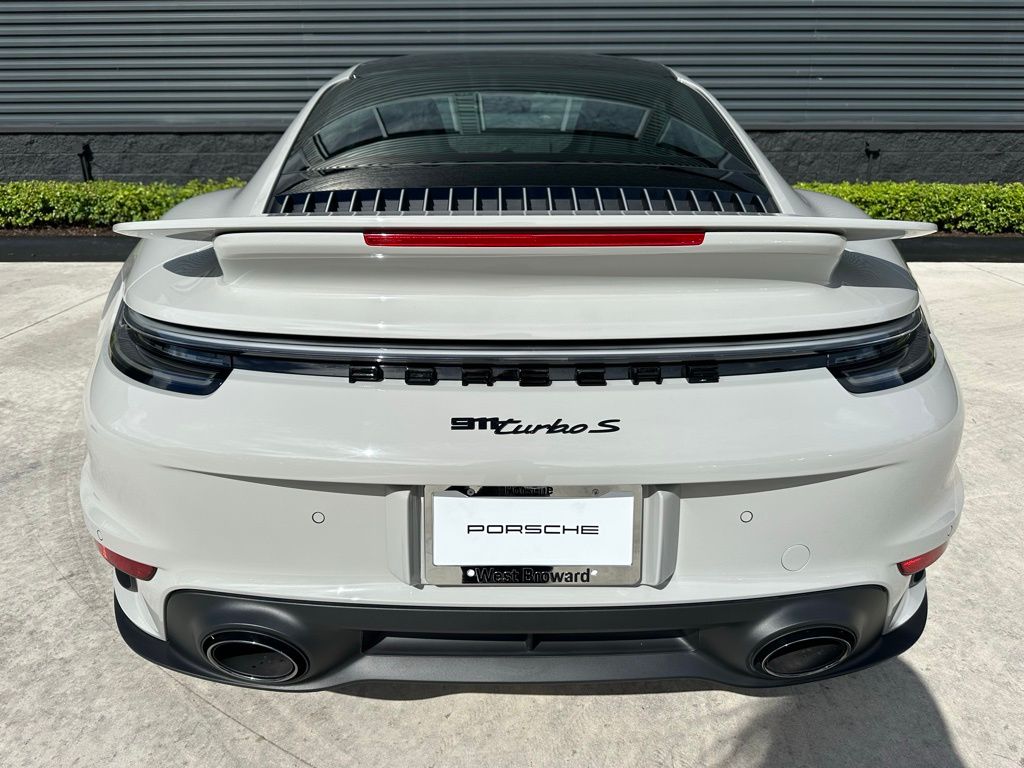 Thumbnail: 2022 Porsche 911 - 12