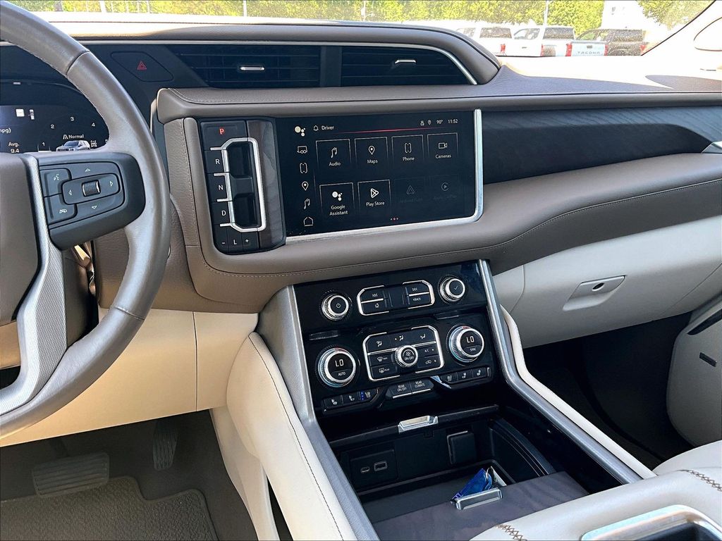 2022 GMC Yukon — photo 19