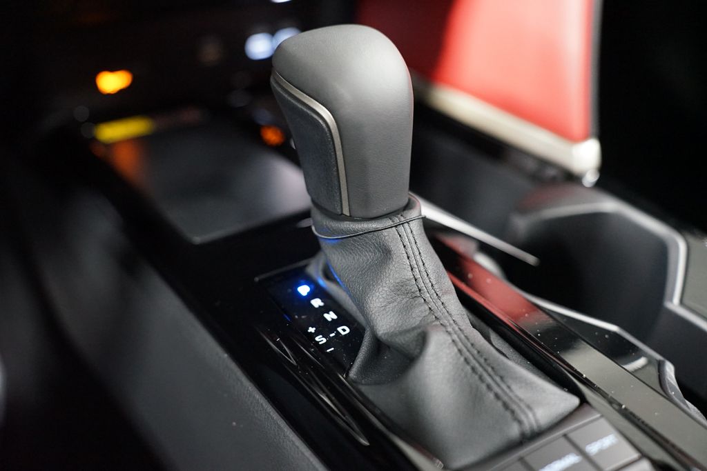 2025 Toyota Camry XSE 23