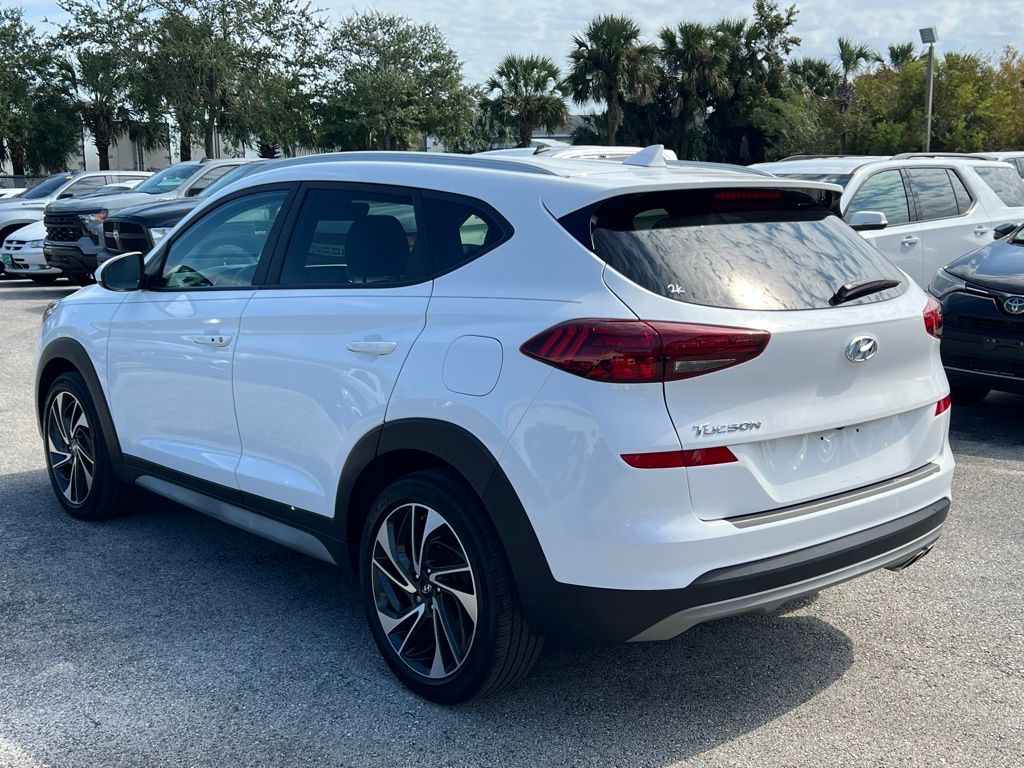 2020 Hyundai Tucson Sport 3