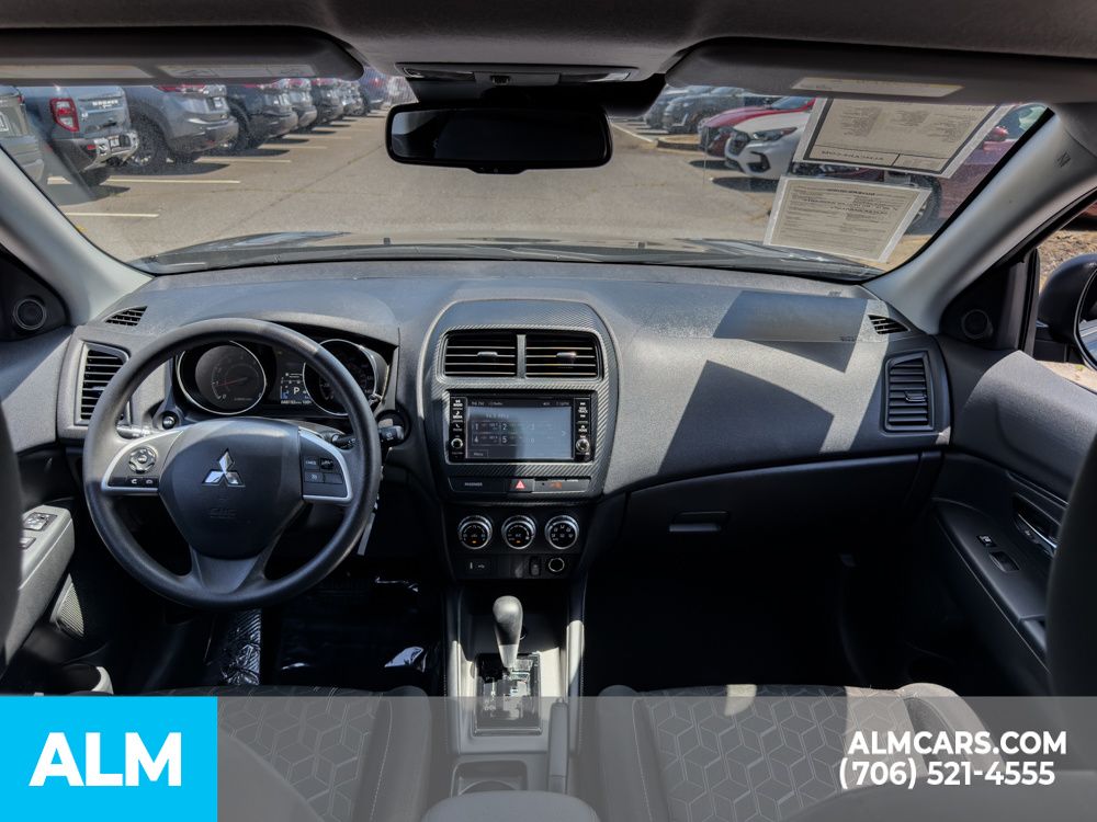 Used 2024 Gray Mitsubishi 2.0 ES image 16