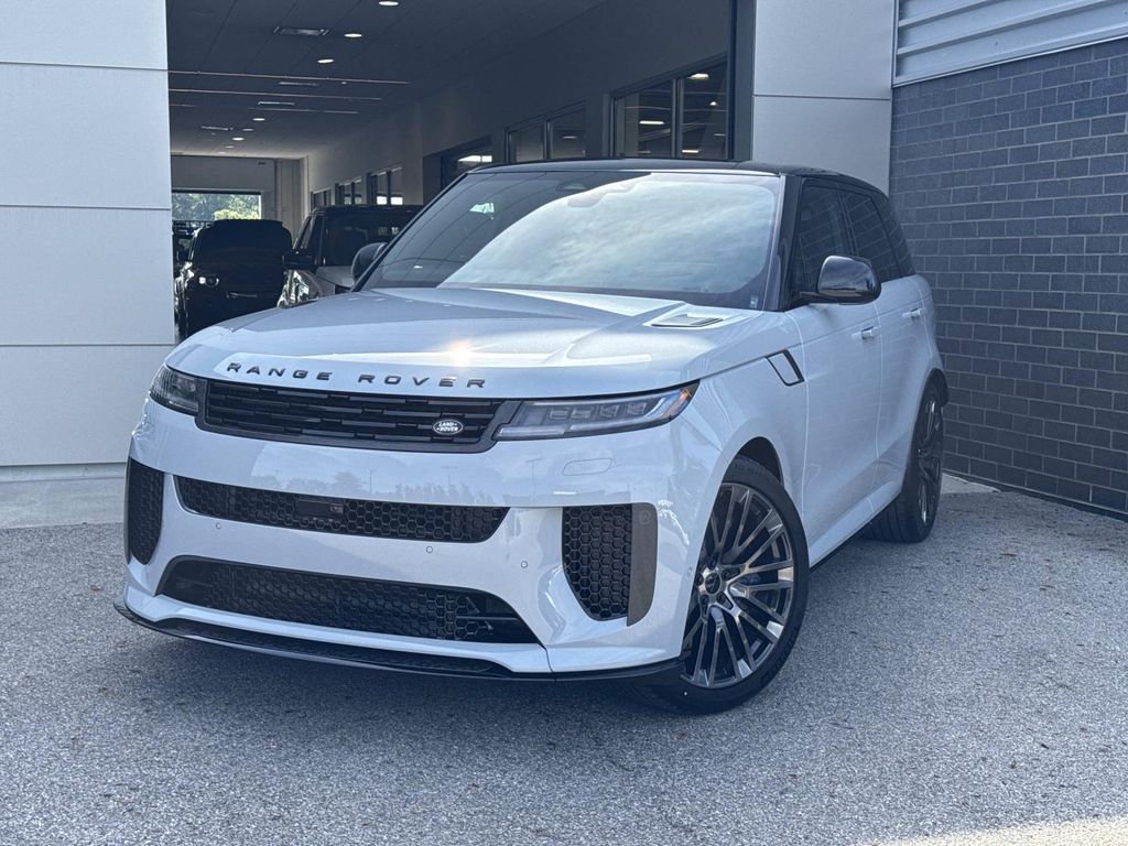 Gray (Arroios Grey Metallic) 2026 Land Rover Range Rover Sport P635 SV AWD SUV / Crossover All-Wheel Drive 8-Speed Automatic