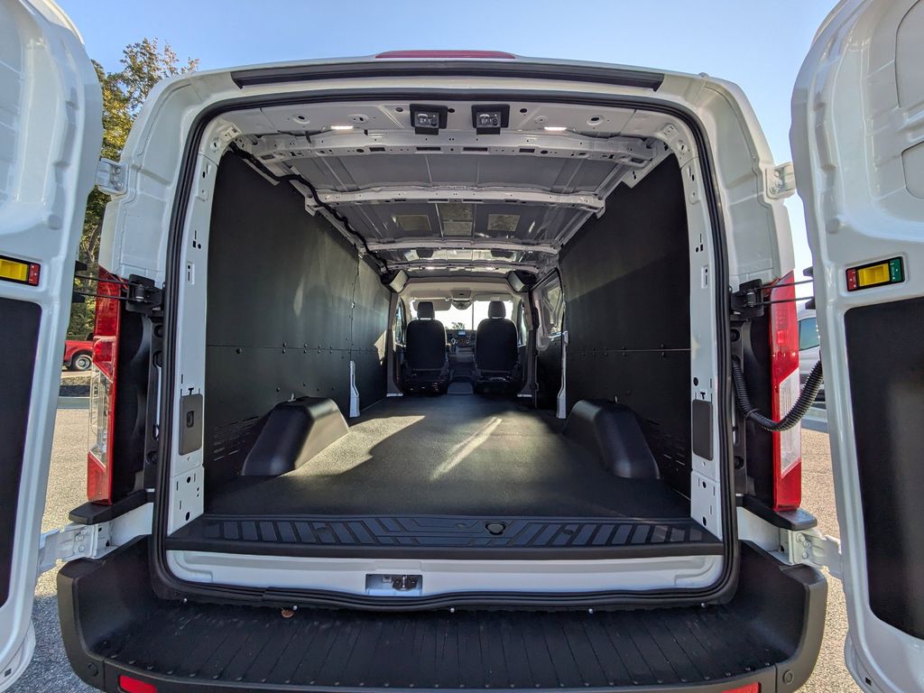 2025 Ford Transit-250 Cargo Van 