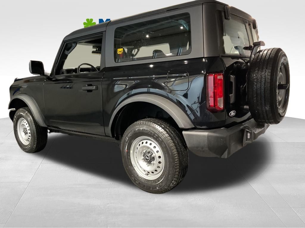 New 2026 Black Ford Base image 6