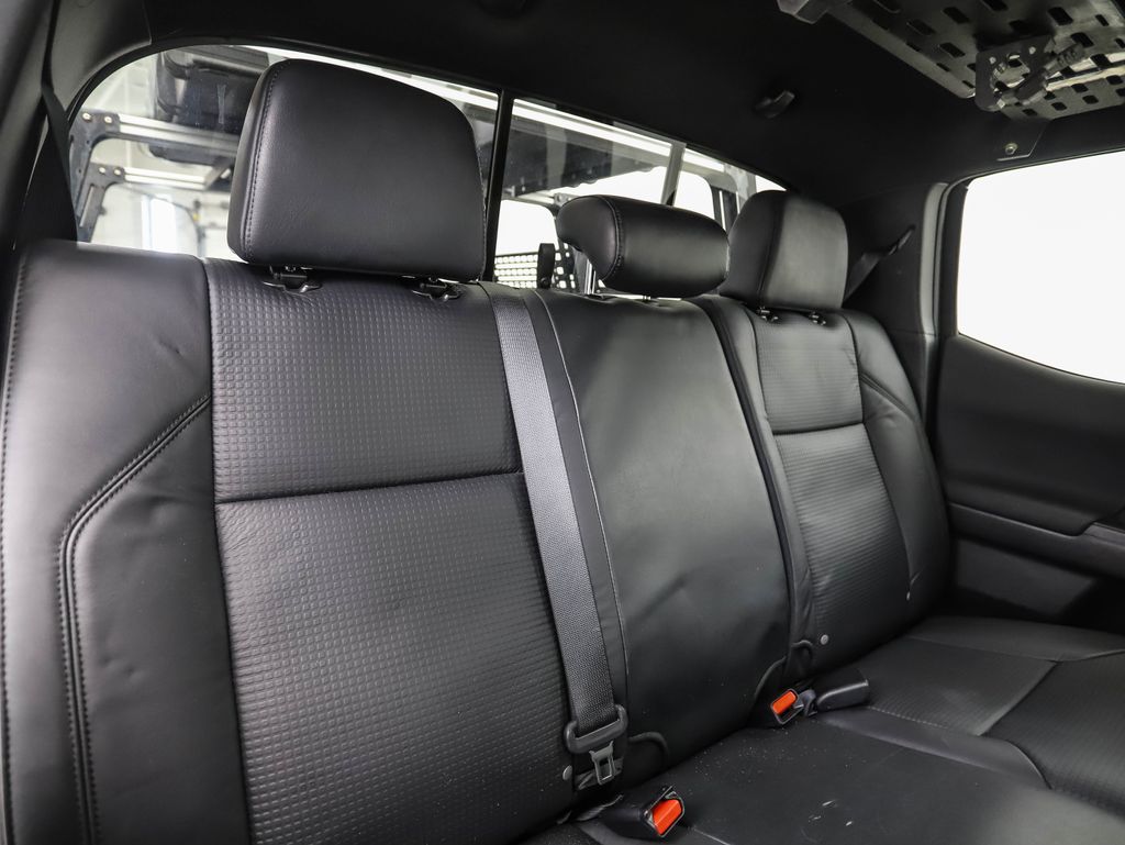 2023 Toyota Tacoma TRD Off-Road 25
