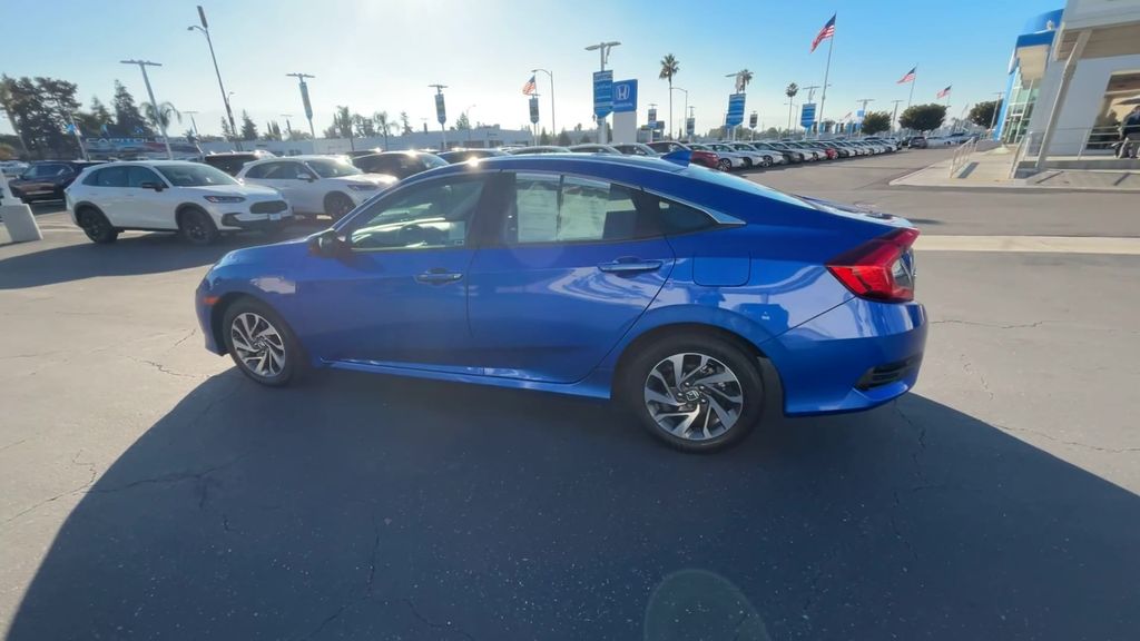 Thumbnail: 2017 Honda Civic - 6