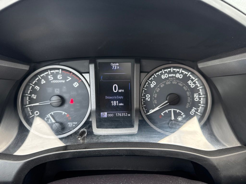 Used 2016 Toyota Tacoma Truck