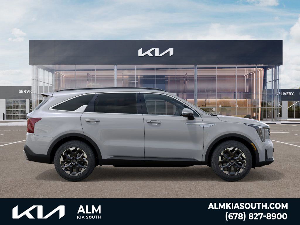 2026 Kia Sorento S photo 2