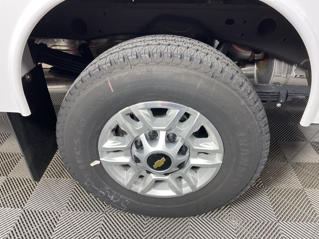 Thumbnail: 2025 Chevrolet Silverado 2500 - 17