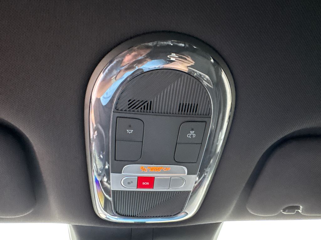 2025 Hyundai Ioniq 6 SEL photo 19