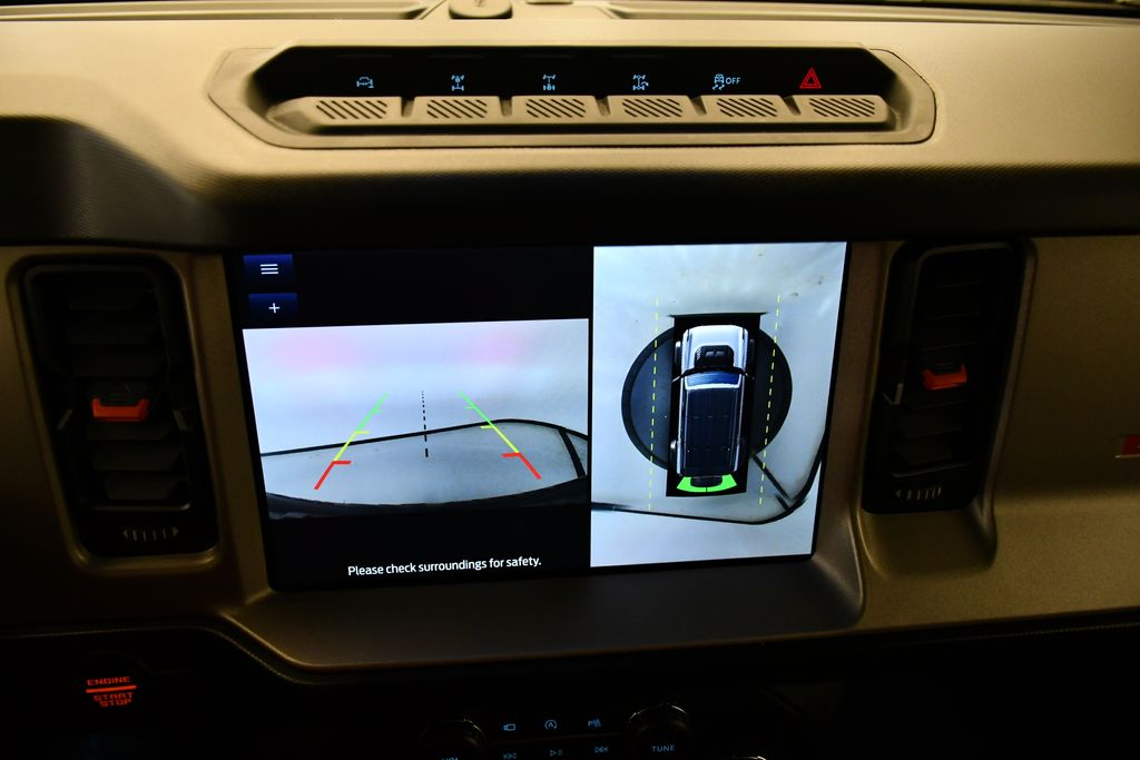 Thumbnail: 2022 Ford Bronco - 25