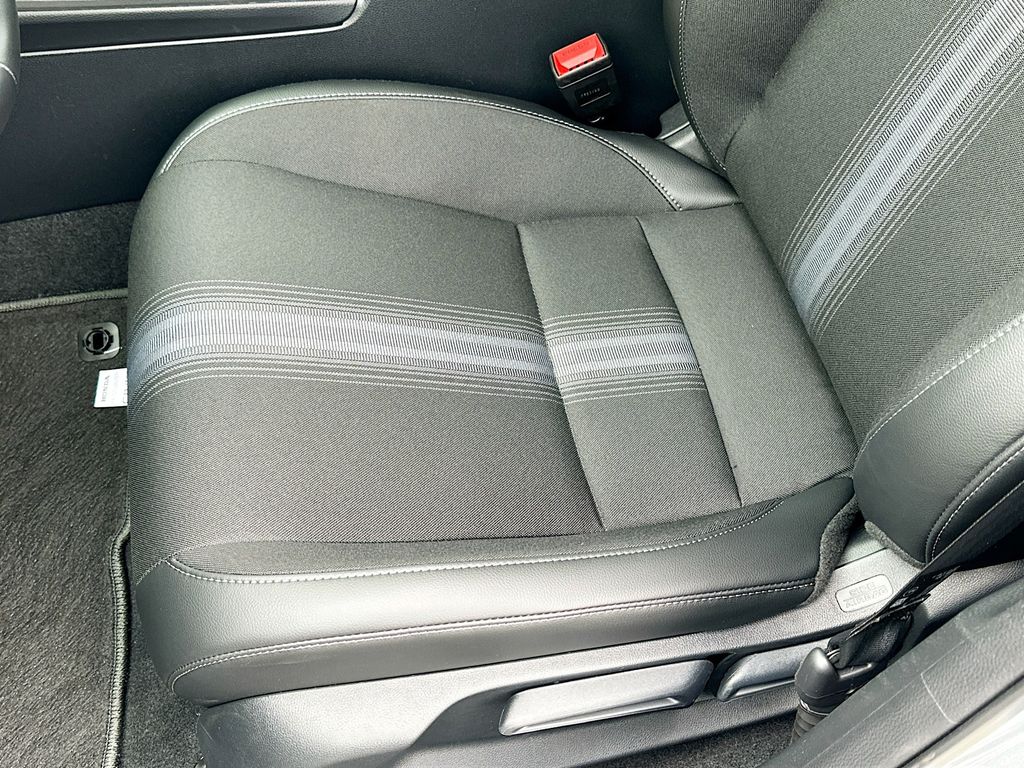 2025 Honda Civic Sport 19