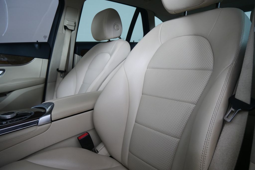2018 Mercedes-Benz GLC 300 11
