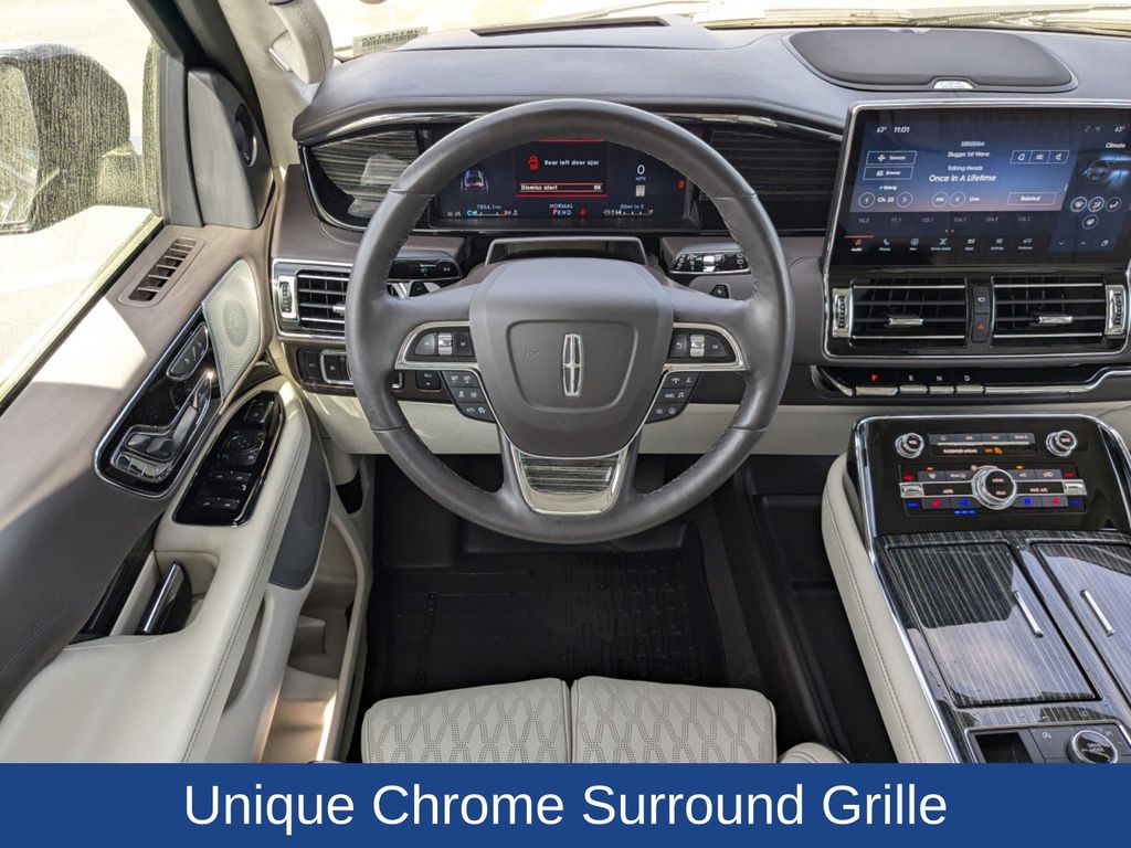 2024 Lincoln Navigator L Black Label