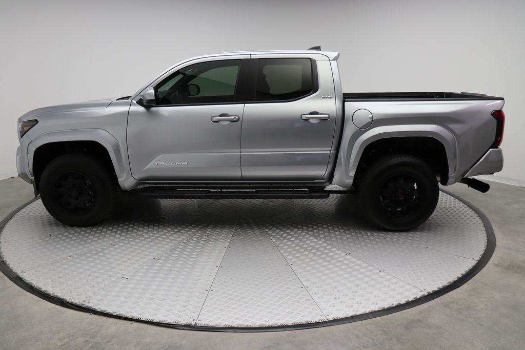 2024 Toyota Tacoma SR5 12