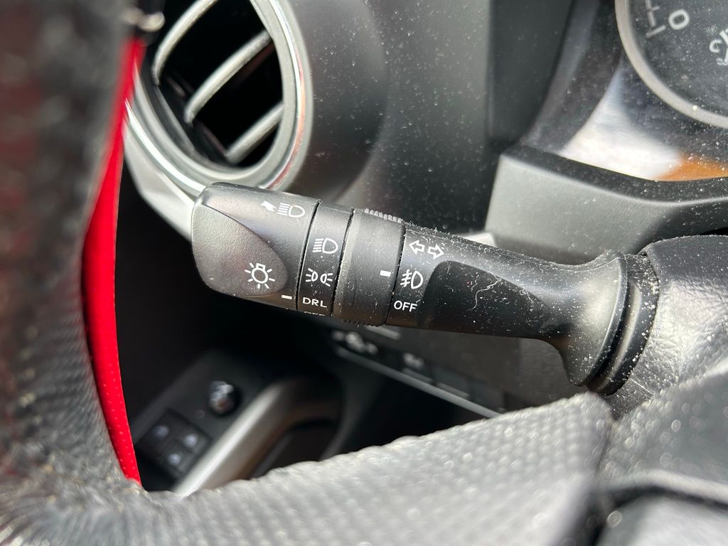 Thumbnail: 2023 Toyota Tacoma - 21