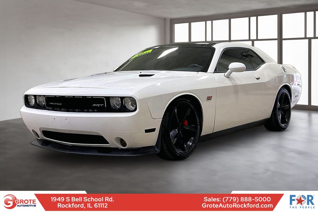 Bright White Clearcoat 2012 Dodge Challenger SRT8 392 RWD Coupe Rear-Wheel Drive 6-Speed Manual