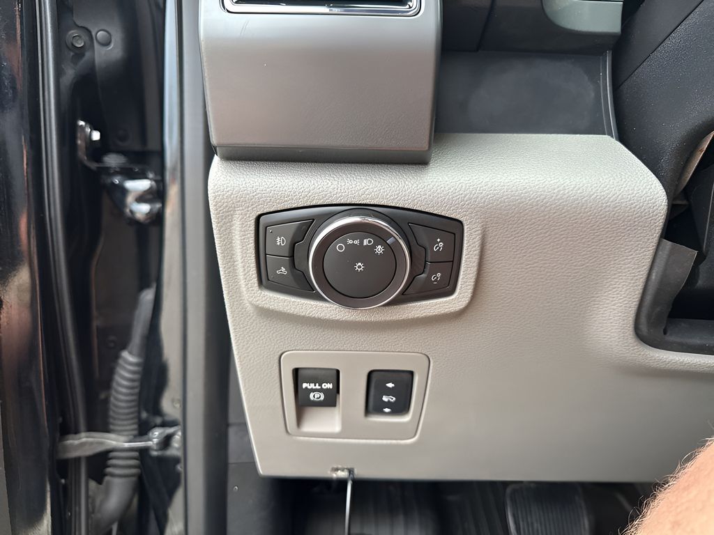 Used Car 2018 Ford F-150  Xlt For Sale Under $20,000 In Austin, Texas