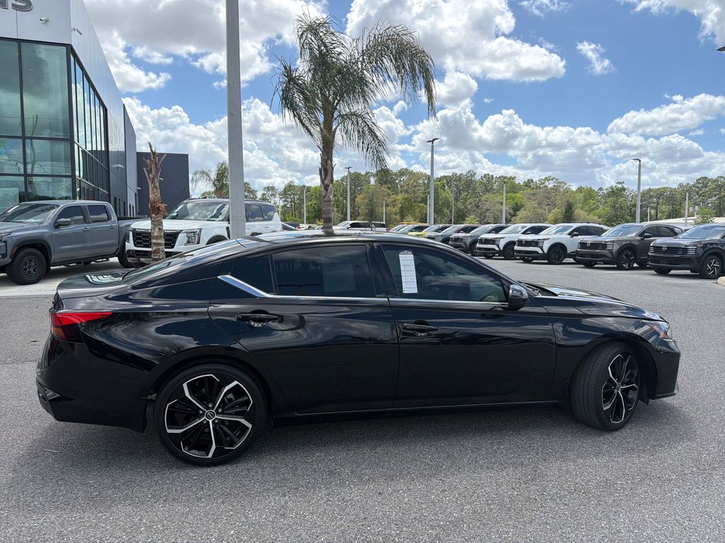 Used 2023 Nissan Altima 2.5 SR 4D Sedan