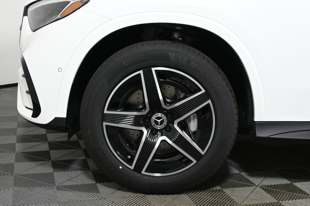 Thumbnail: 2026 Mercedes-Benz GLC - 11