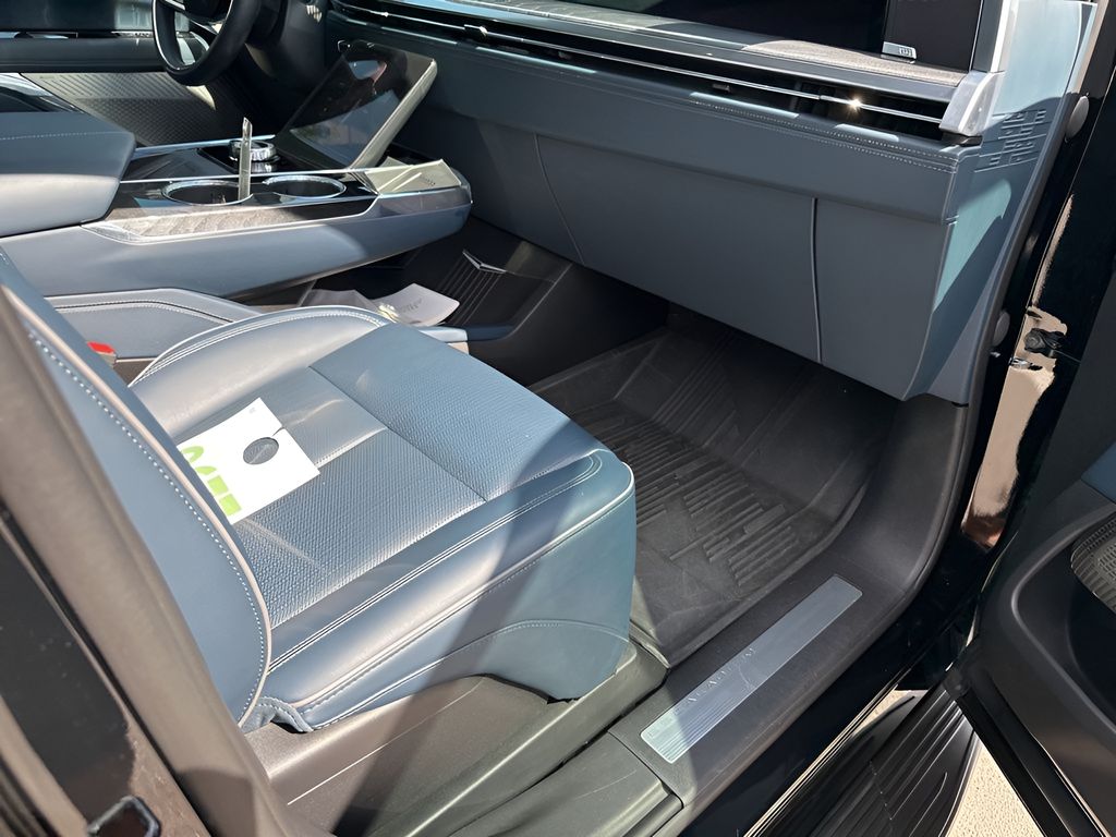 Used Car 2025 Cadillac Escalade Iq  Sport 2 For Sale Under $130,000 In Austin, Texas