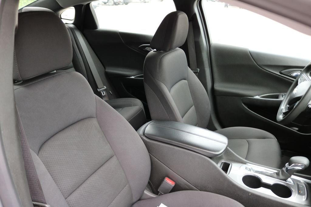 Used Car 2024 Chevrolet Malibu  Lt For Sale Under $25,000 In Austin, Texas