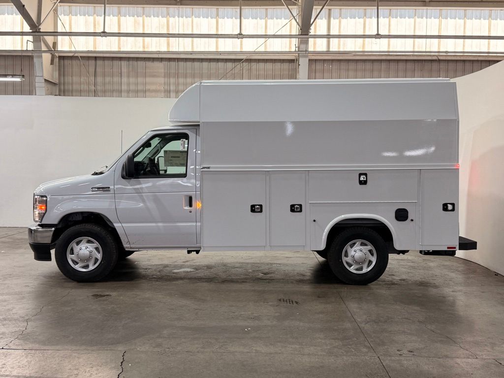 2026 Ford E-350SD Base