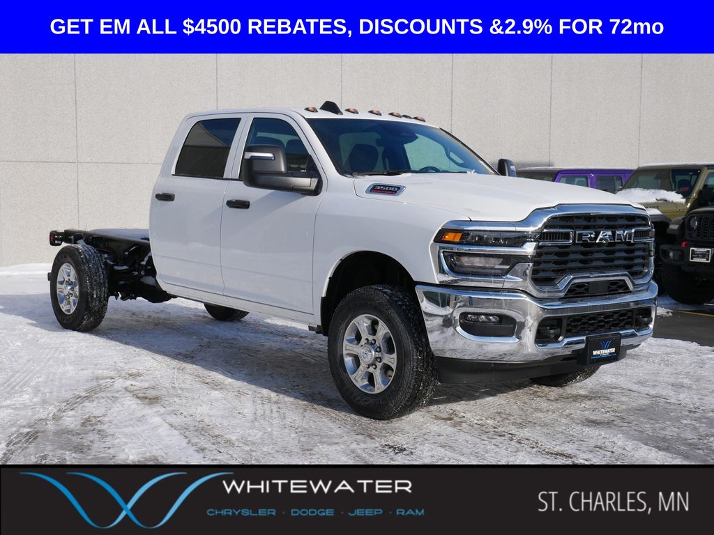 Bright White Clearcoat 2026 RAM 3500 Chassis Tradesman Crew Cab LB 4WD Pickup Truck Four-Wheel Drive 8-Speed Automatic