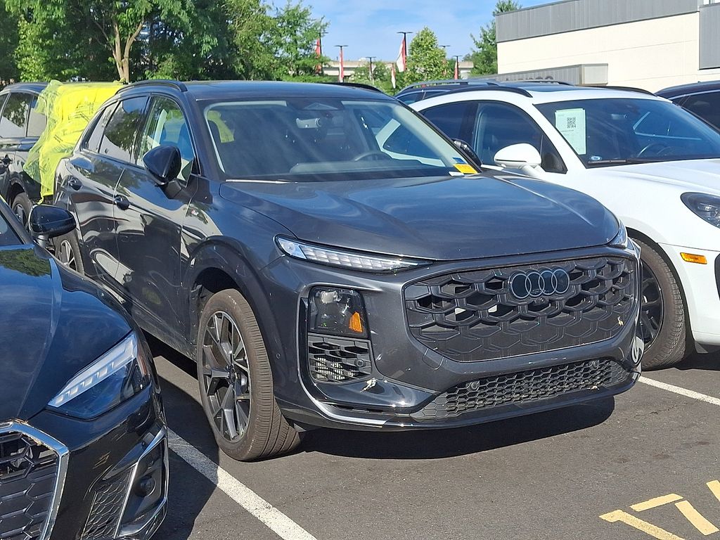 Thumbnail: 2026 Audi Q3 - 3