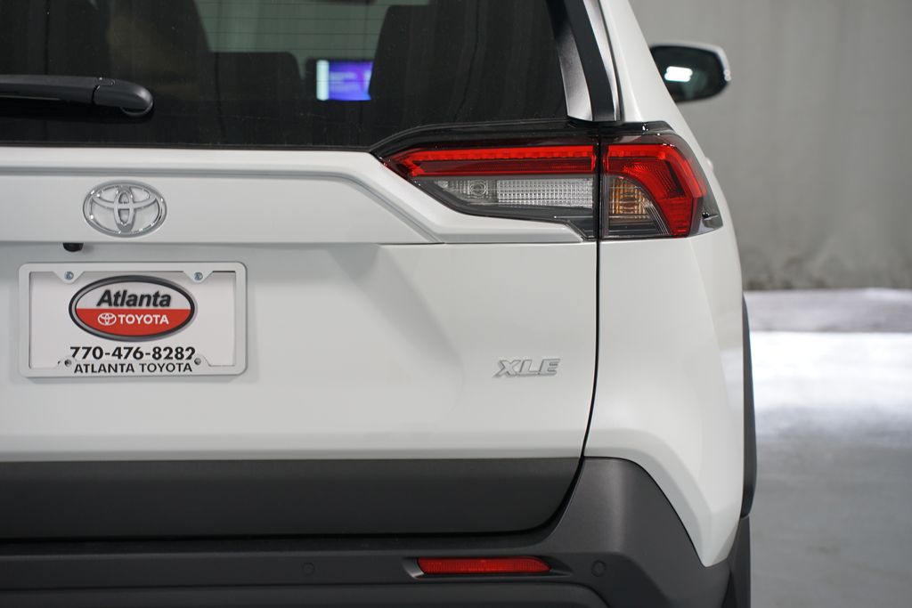 Thumbnail: 2025 Toyota RAV4 - 10