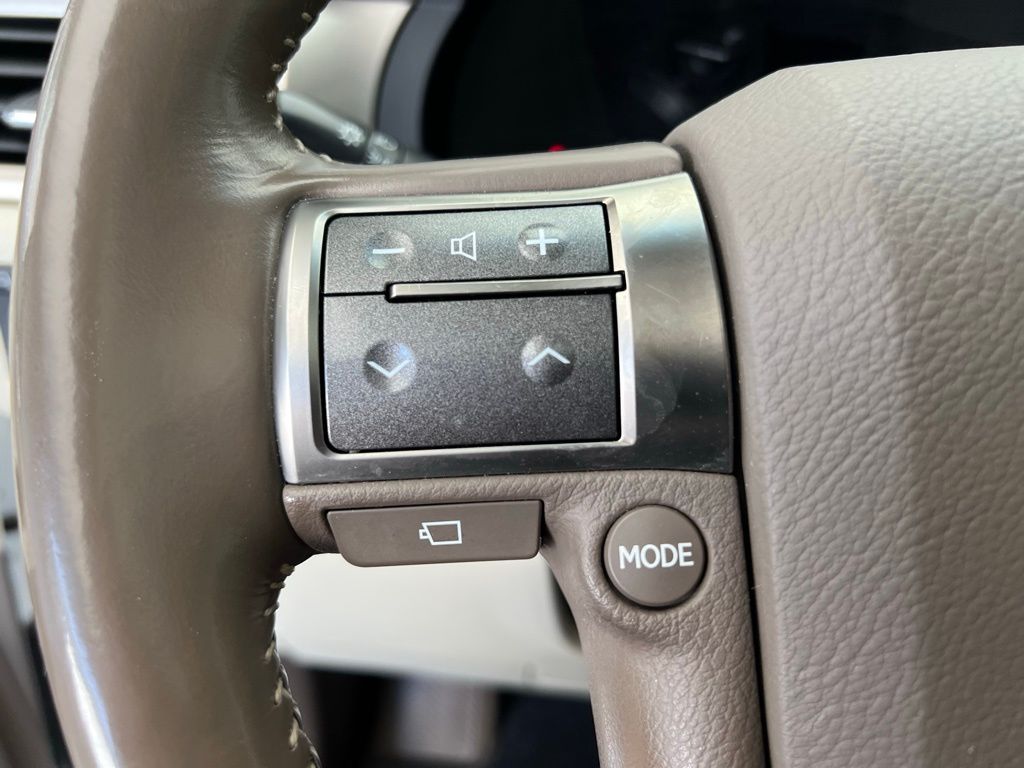 2016 Lexus GX 460 Luxury 24