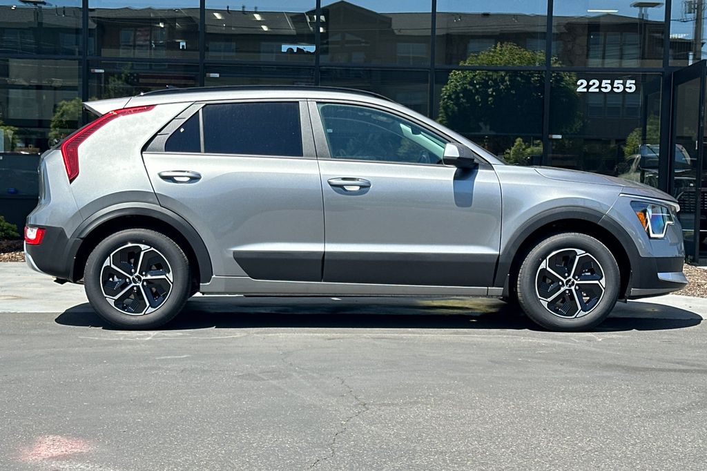 new 2026 Kia Niro car, priced at $29,285